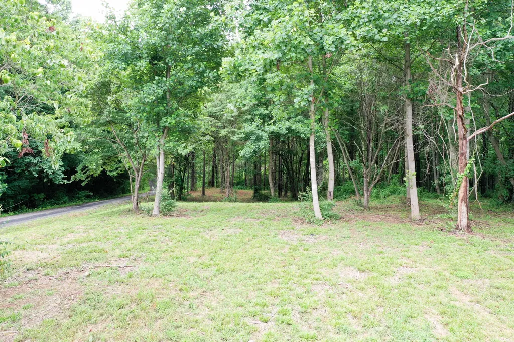 0 Lovers Lane Tompkinsville KY 42167