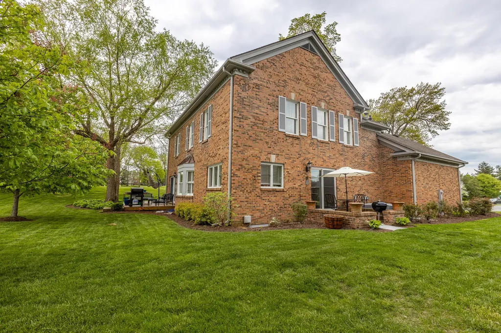 1437 Sugar Maple Court Lexington KY 40511