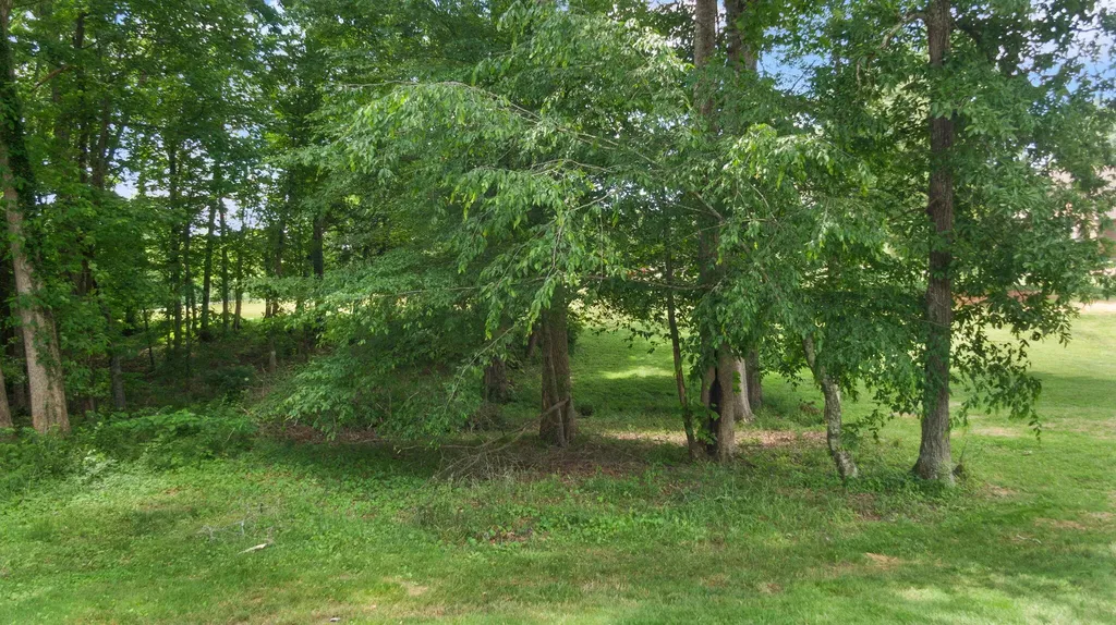 9999 Hickory Court London KY 40744