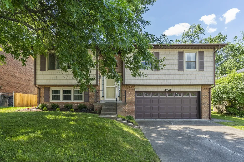 3721 Belleau Wood Drive Lexington KY 40517