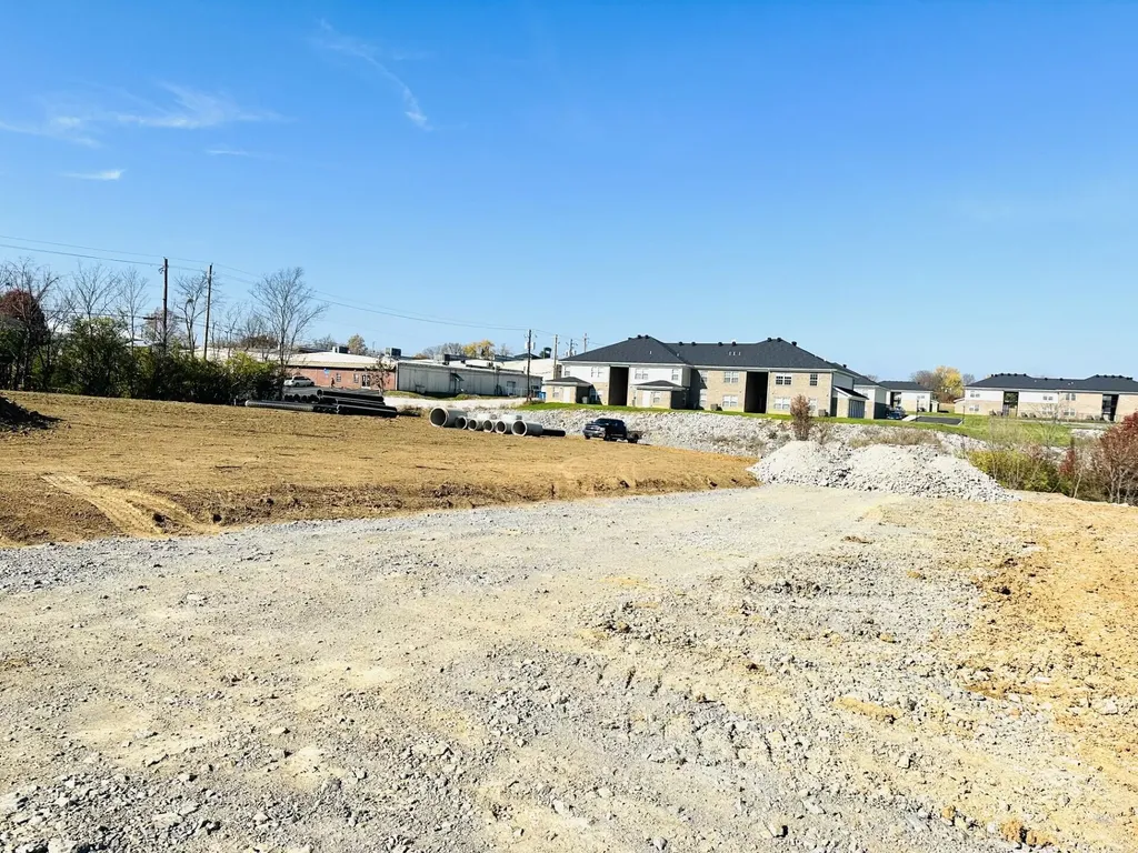 2 East Court Street Lawrenceburg KY 40342