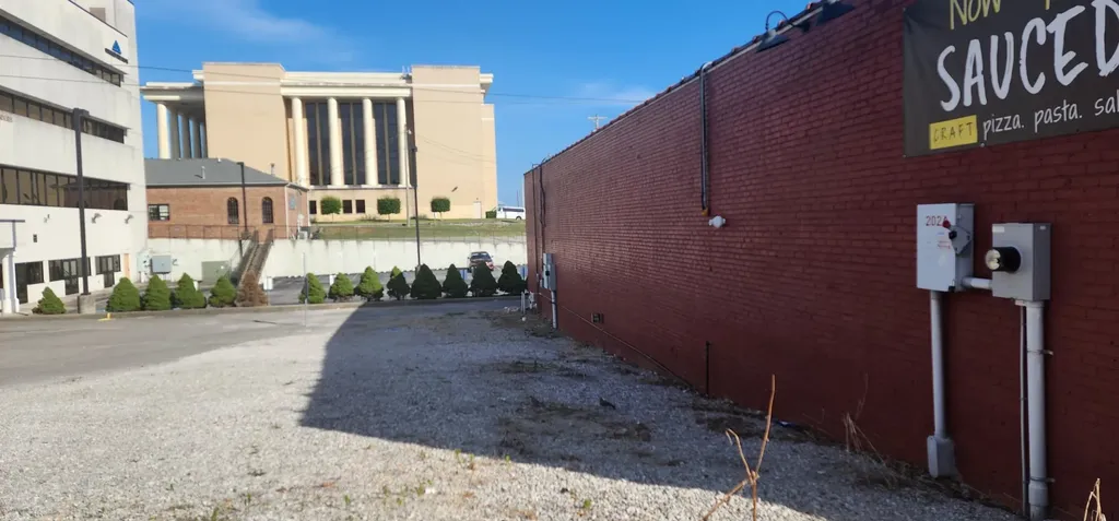 110 W Fourth Street London KY 40744