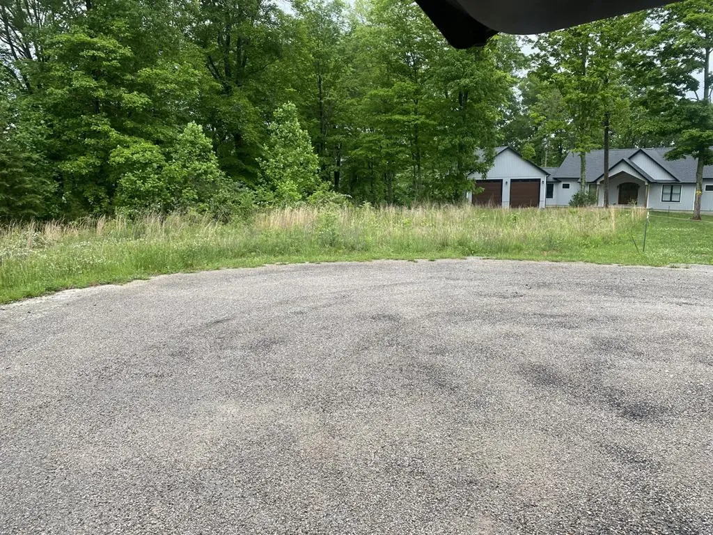 107 Gracie Lane Russell Springs KY 42642