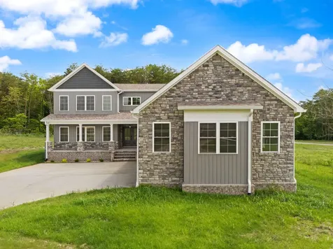 288 W Canterbury Drive Bronston KY 42518