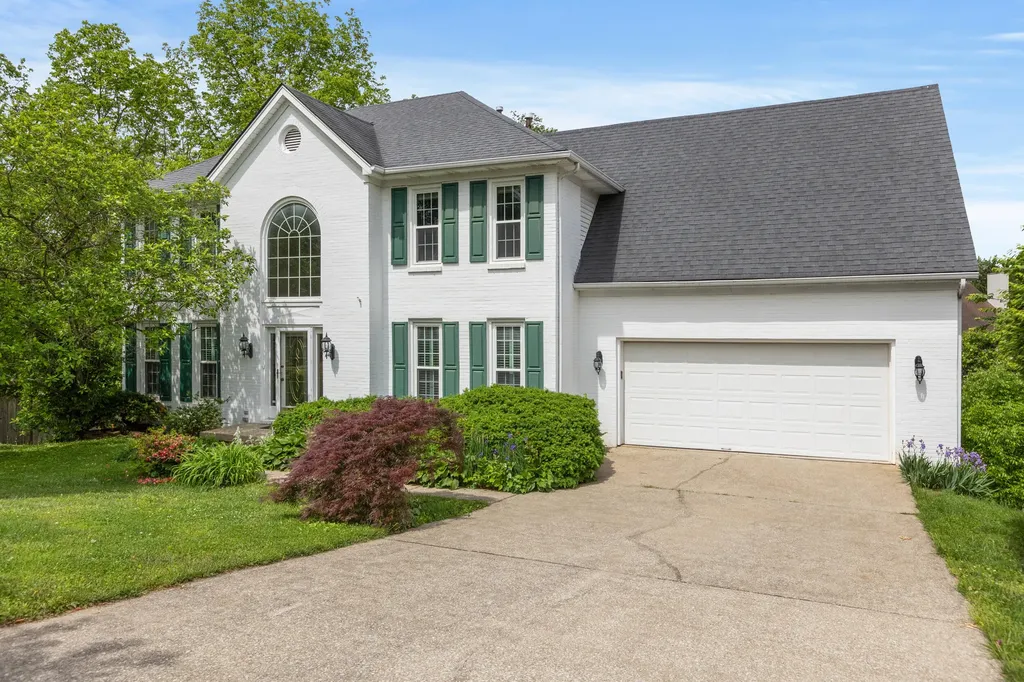 4013 Brookwater Court Lexington KY 40515