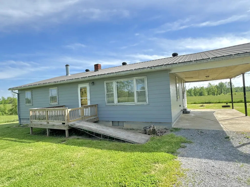 1475 Gosser Ridge Road Liberty KY 42539