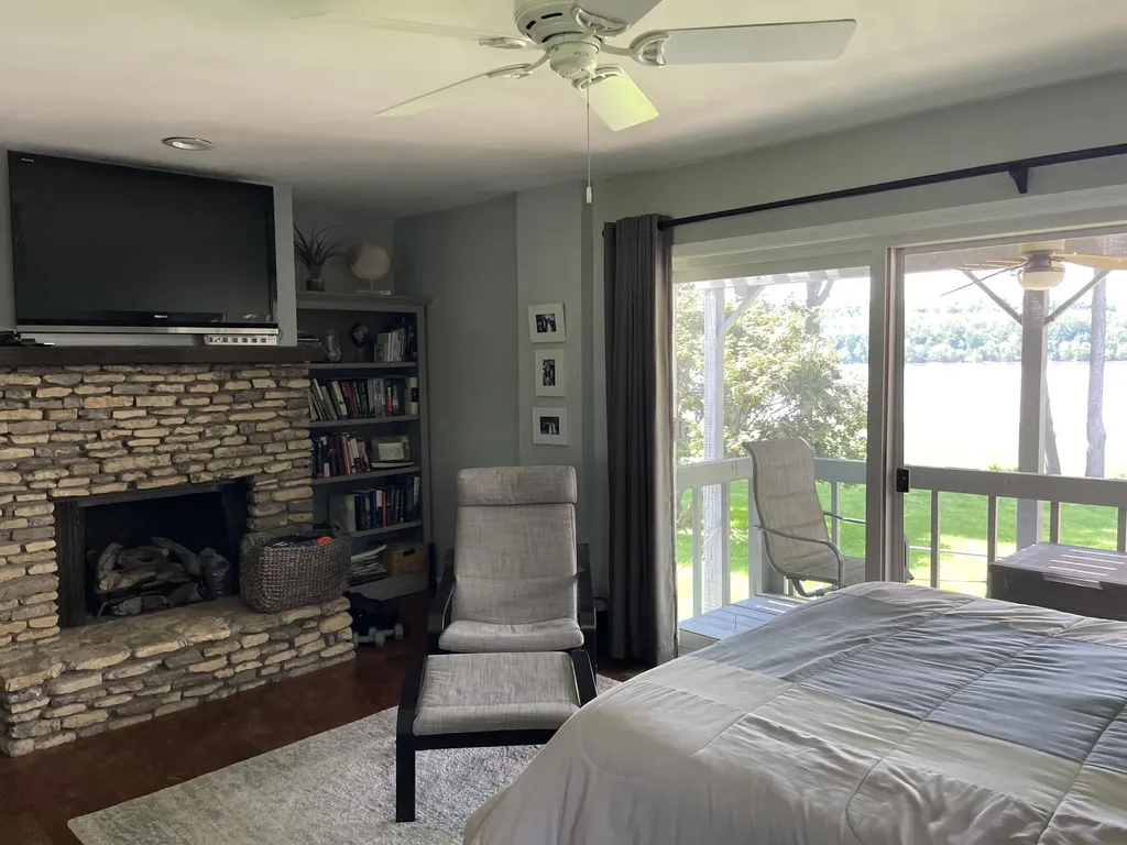 14009 Harbour Place Prospect KY 40059
