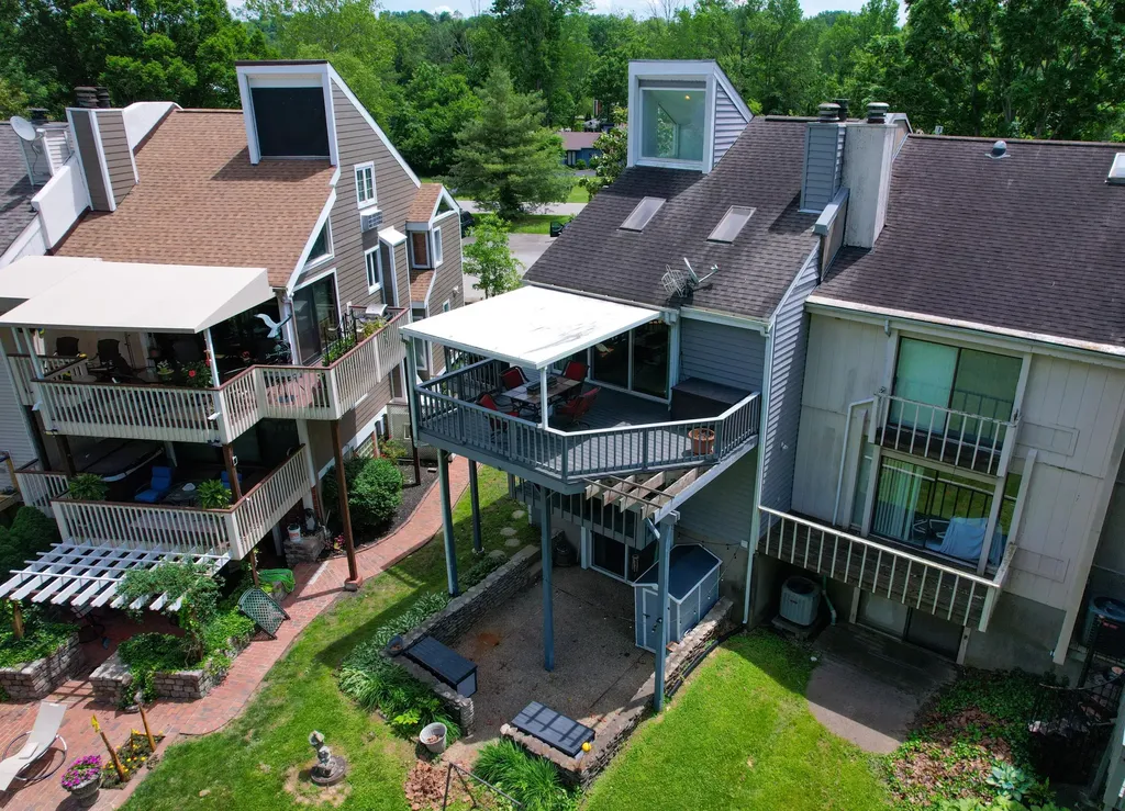 14009 Harbour Place Prospect KY 40059