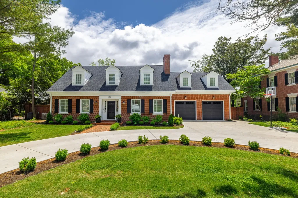 Lexington KY, 100 Chinoe Road