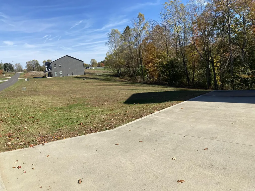 160 Peach Tree Lane Russell Springs KY 42642
