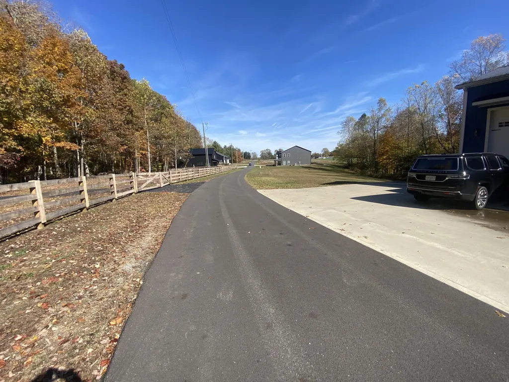 160 Peach Tree Lane Russell Springs KY 42642