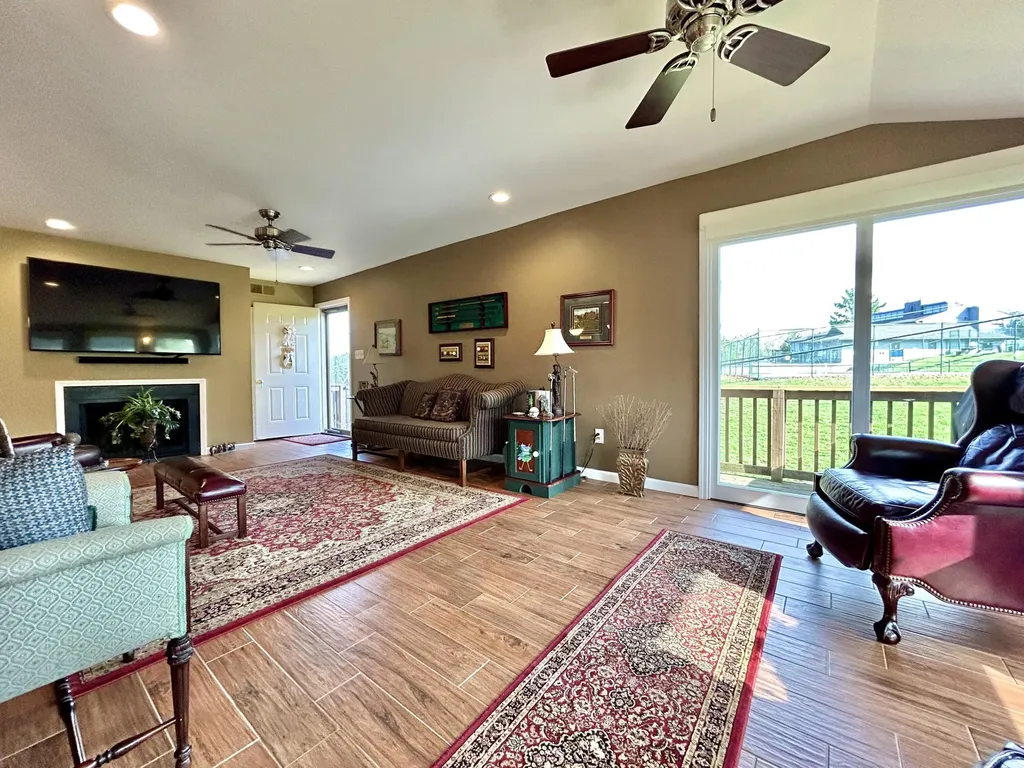 59-2 Woodson Bend Resort Bronston KY 42518