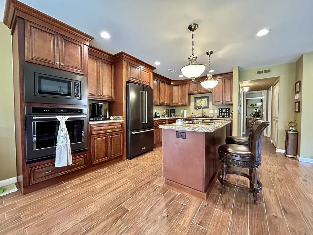 59-2 Woodson Bend Resort Bronston KY 42518
