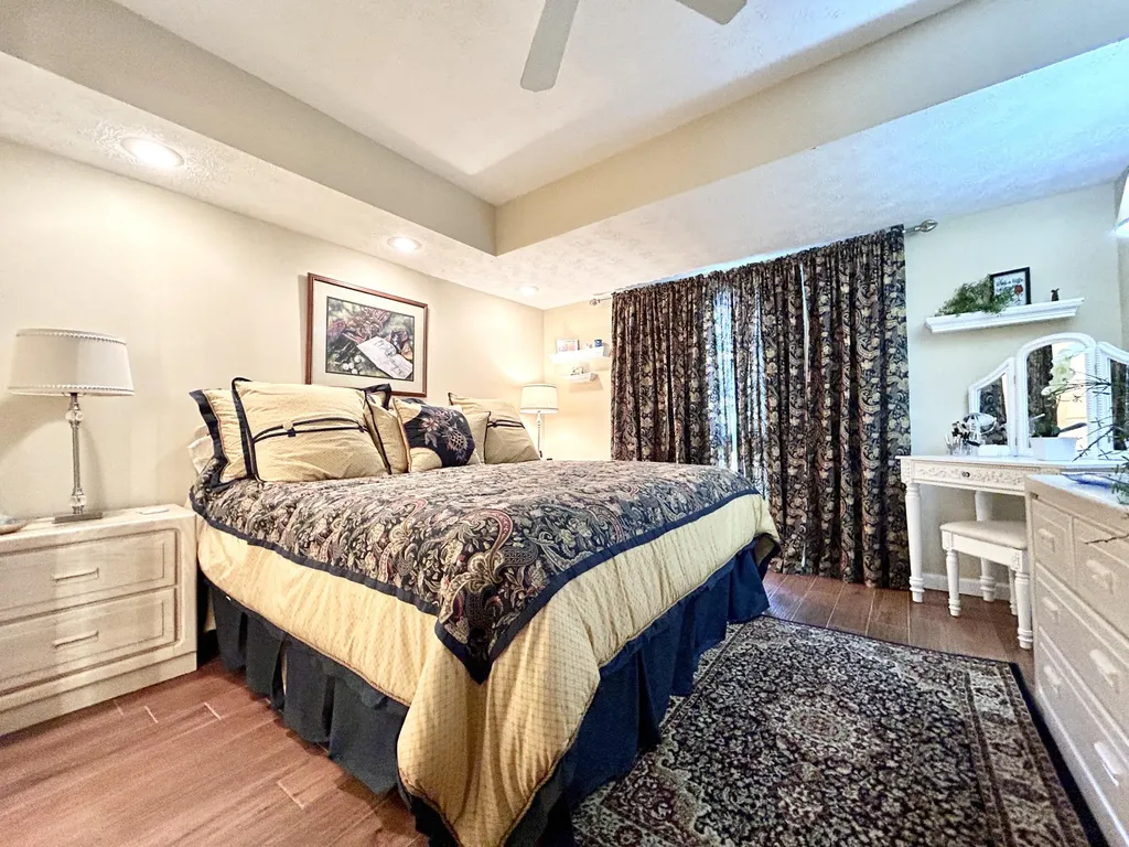 59-2 Woodson Bend Resort Bronston KY 42518