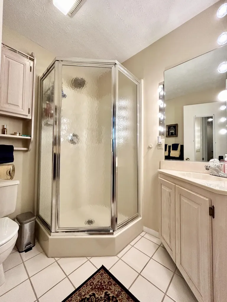 59-2 Woodson Bend Resort Bronston KY 42518