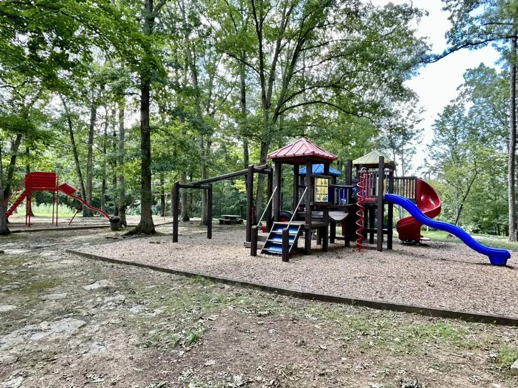 59-2 Woodson Bend Resort Bronston KY 42518
