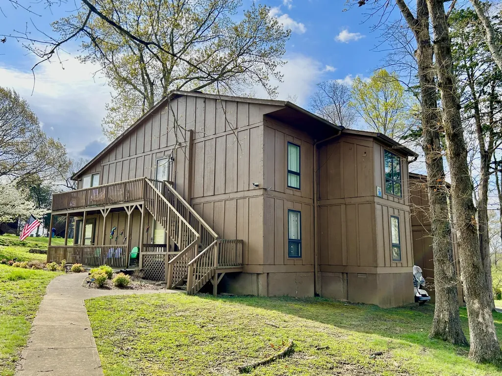 59-2 Woodson Bend Resort Bronston KY 42518