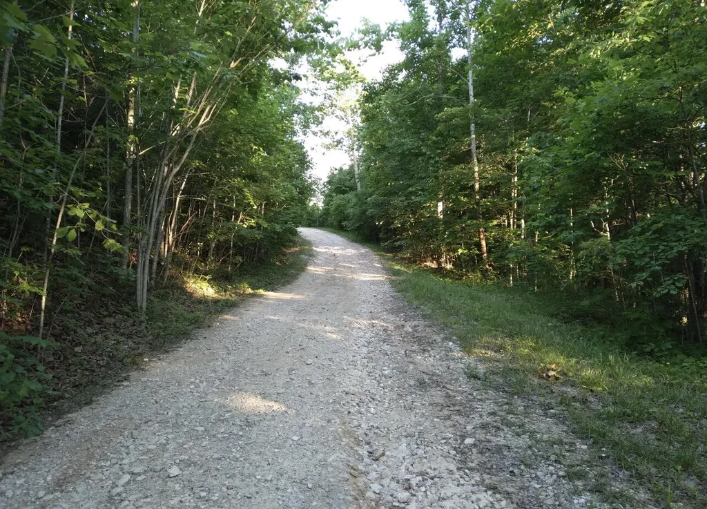 1237E High Rock Road Stanton KY 40380