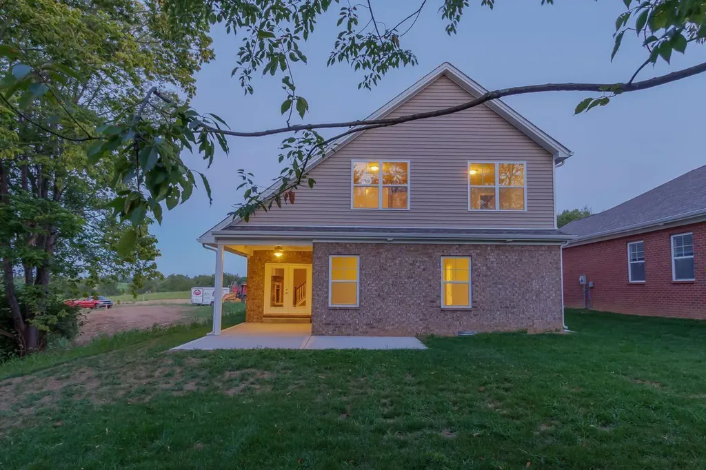 141 Westwoods Drive Georgetown KY 40324