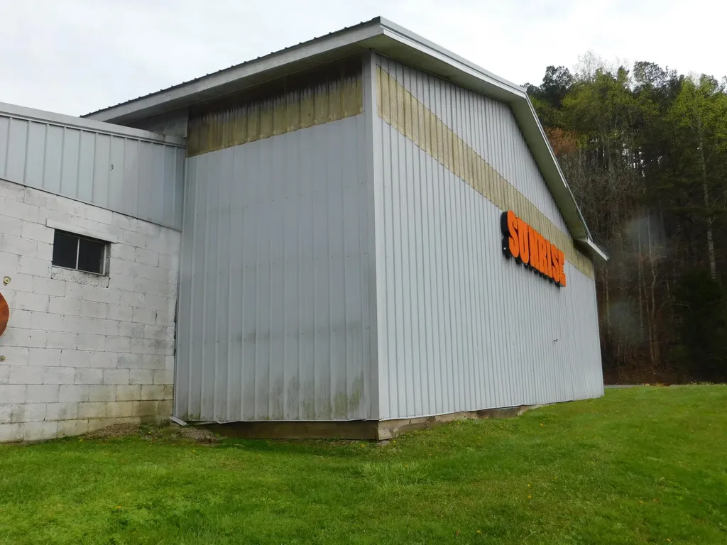 506 E Laurel Road London KY 40741