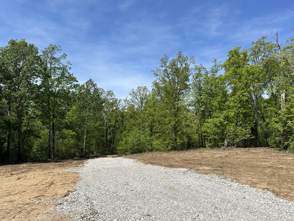1B Riverside Benleo Road Bowling Green KY 42101