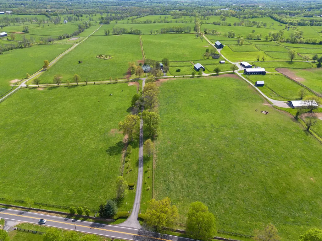 3555 Keene Road Nicholasville KY 40356