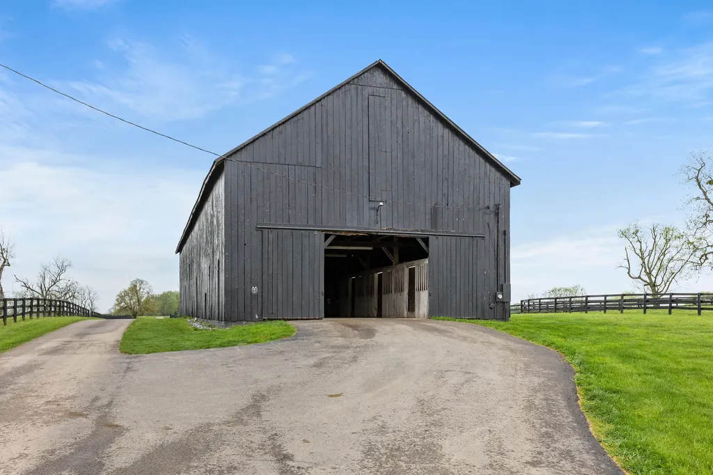3555 Keene Road Nicholasville KY 40356