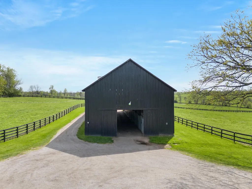 3555 Keene Road Nicholasville KY 40356