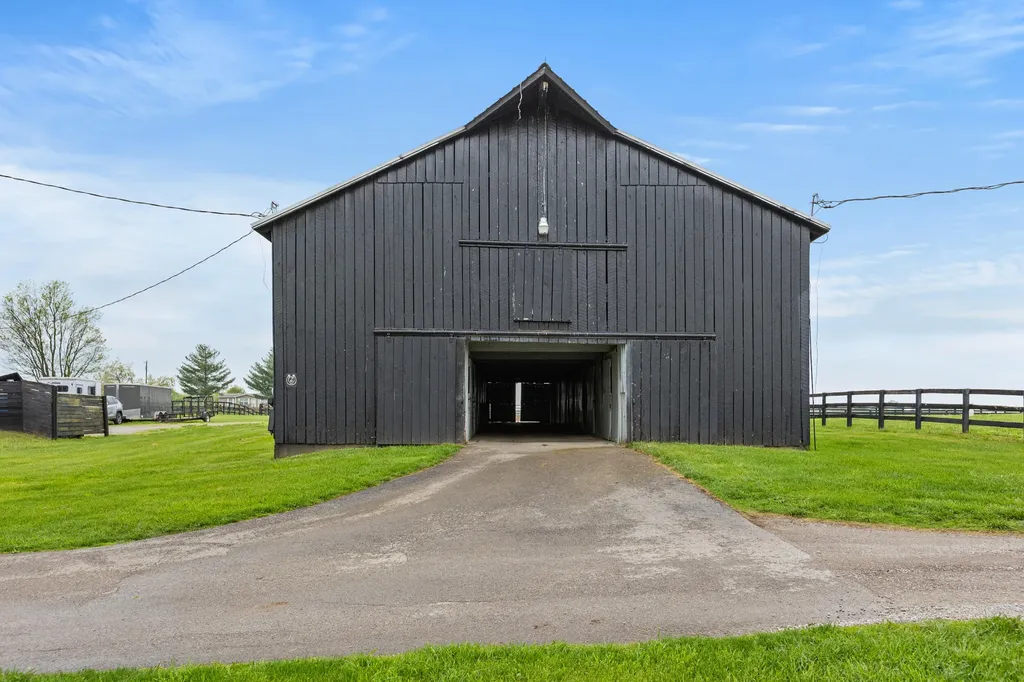3555 Keene Road Nicholasville KY 40356