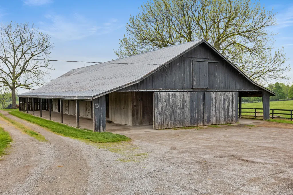 3555 Keene Road Nicholasville KY 40356