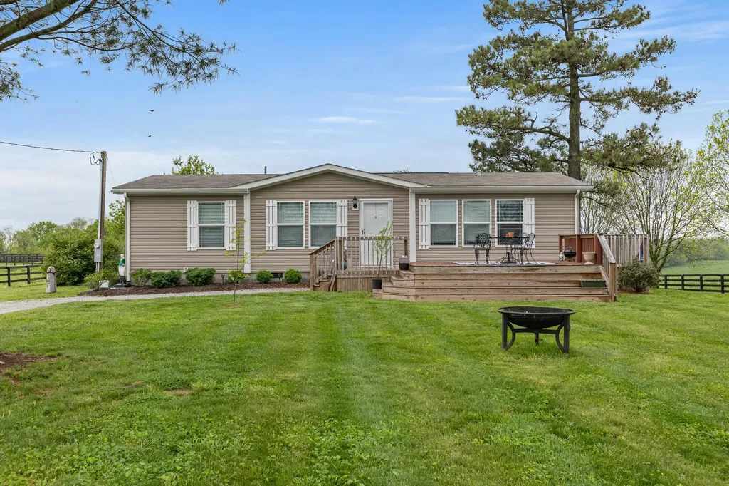 3555 Keene Road Nicholasville KY 40356