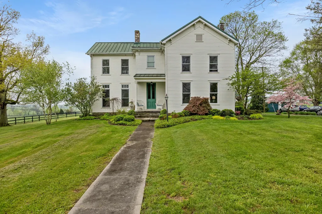 3555 Keene Road Nicholasville KY 40356
