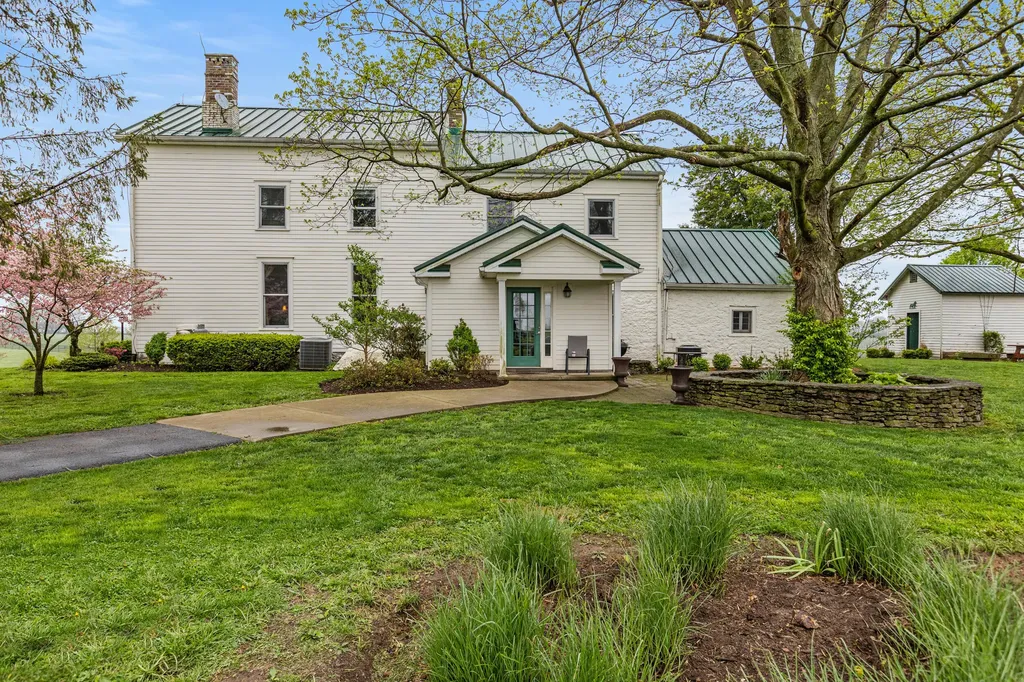 3555 Keene Road Nicholasville KY 40356