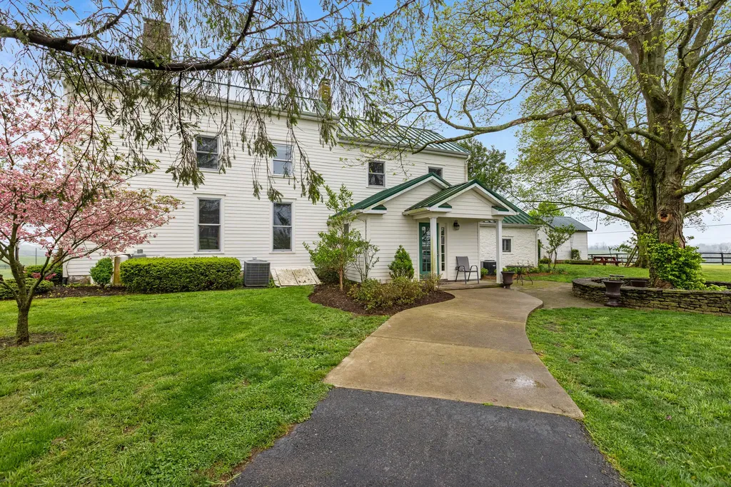 3555 Keene Road Nicholasville KY 40356