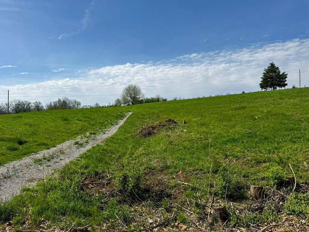 1969 Hannah Road Shelbyville KY 40065