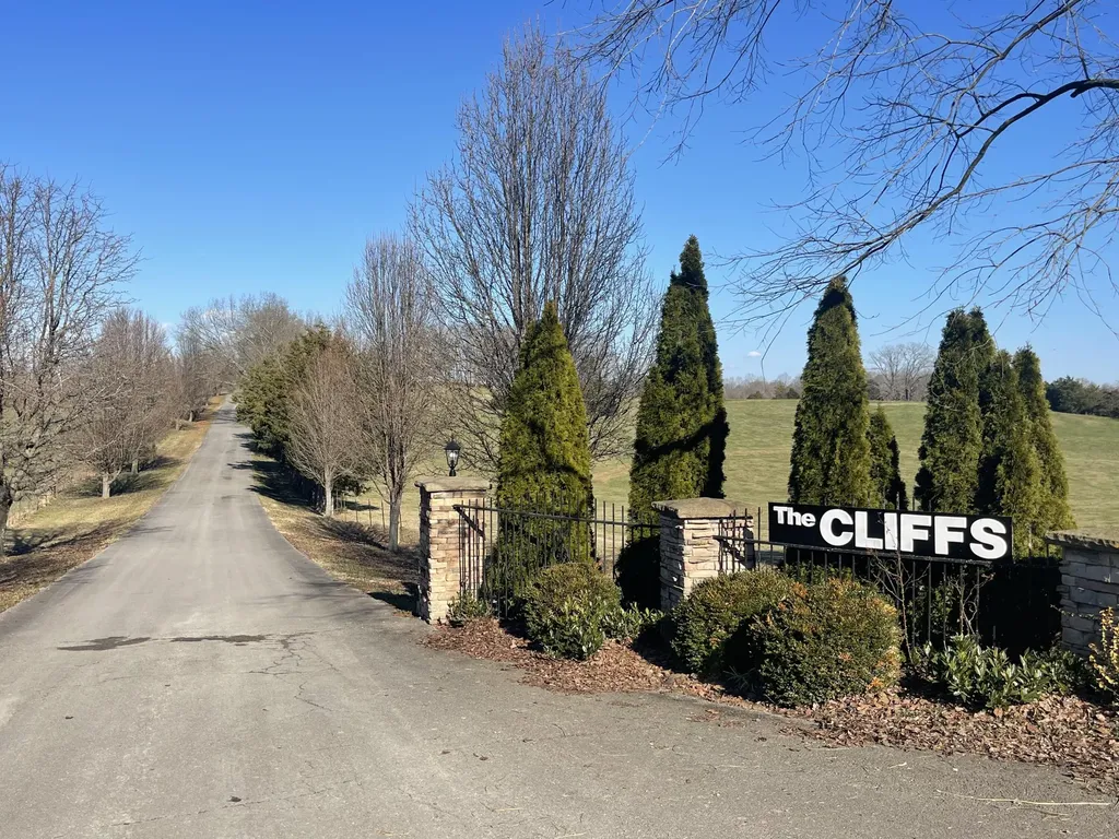 Lots 84-86 Meadows Loop Russell Springs KY 42642