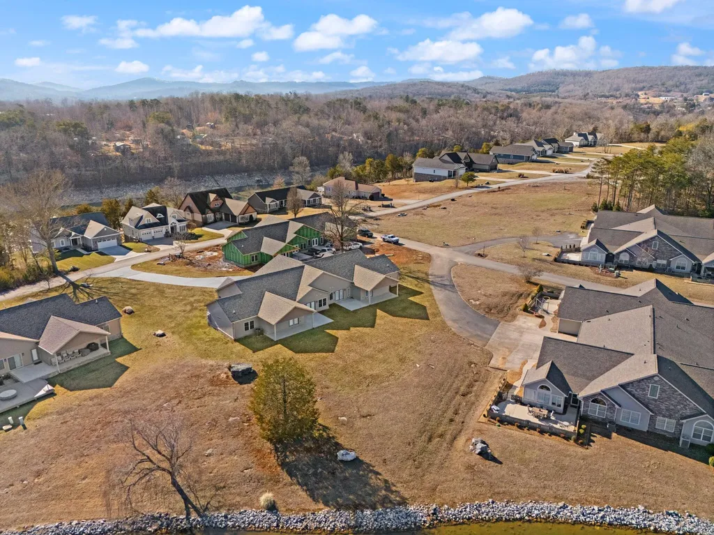112 B W Canterbury Drive Bronston KY 42518