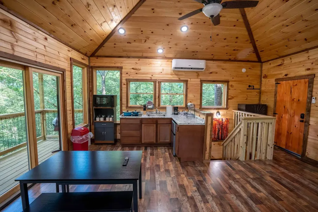 637 Cave Hollow Road Campton KY 41301