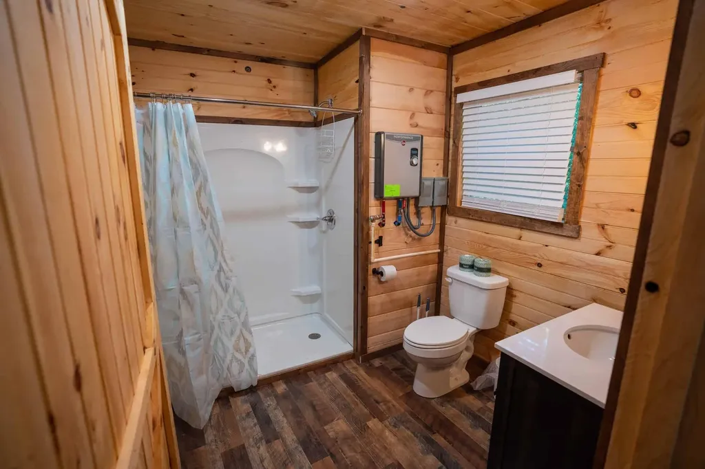 637 Cave Hollow Road Campton KY 41301