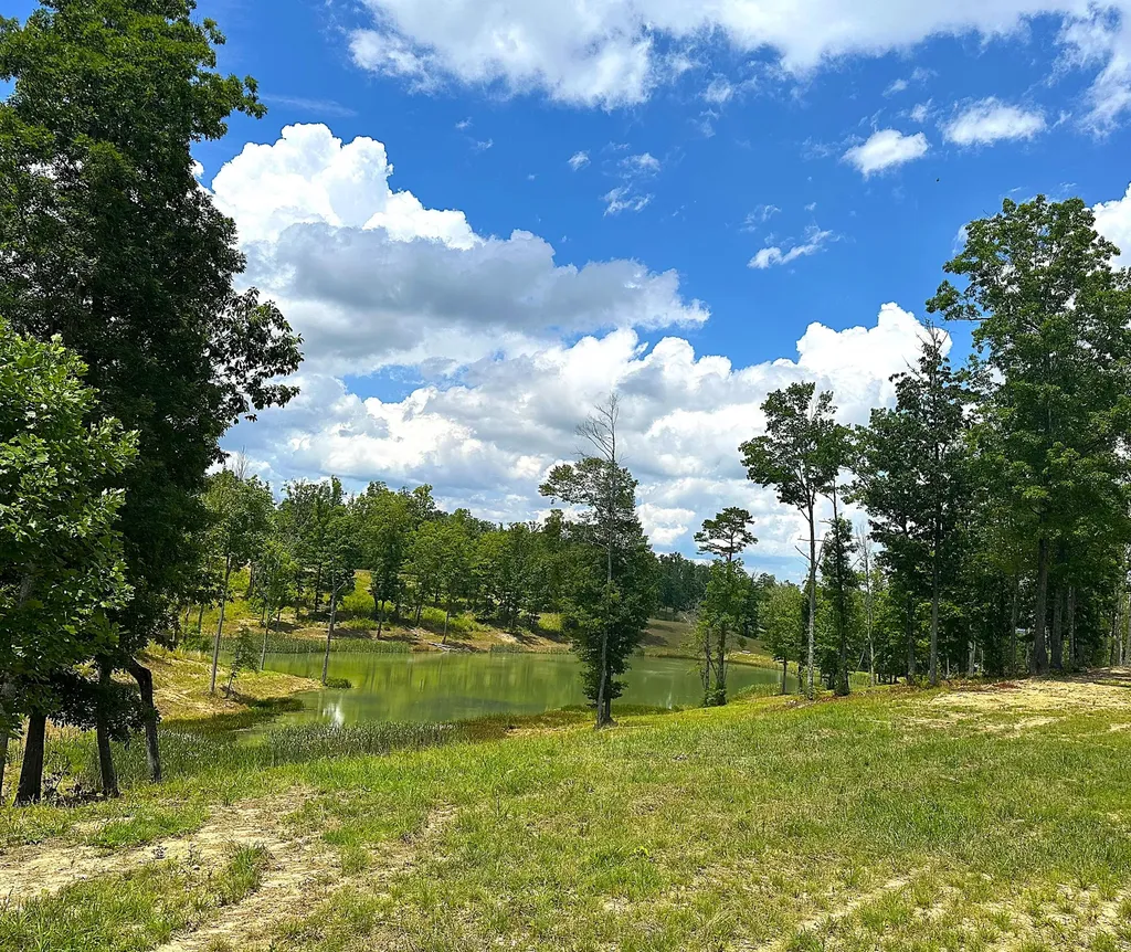 Lot 83 Lakewood Subdivision Corbin KY 40701