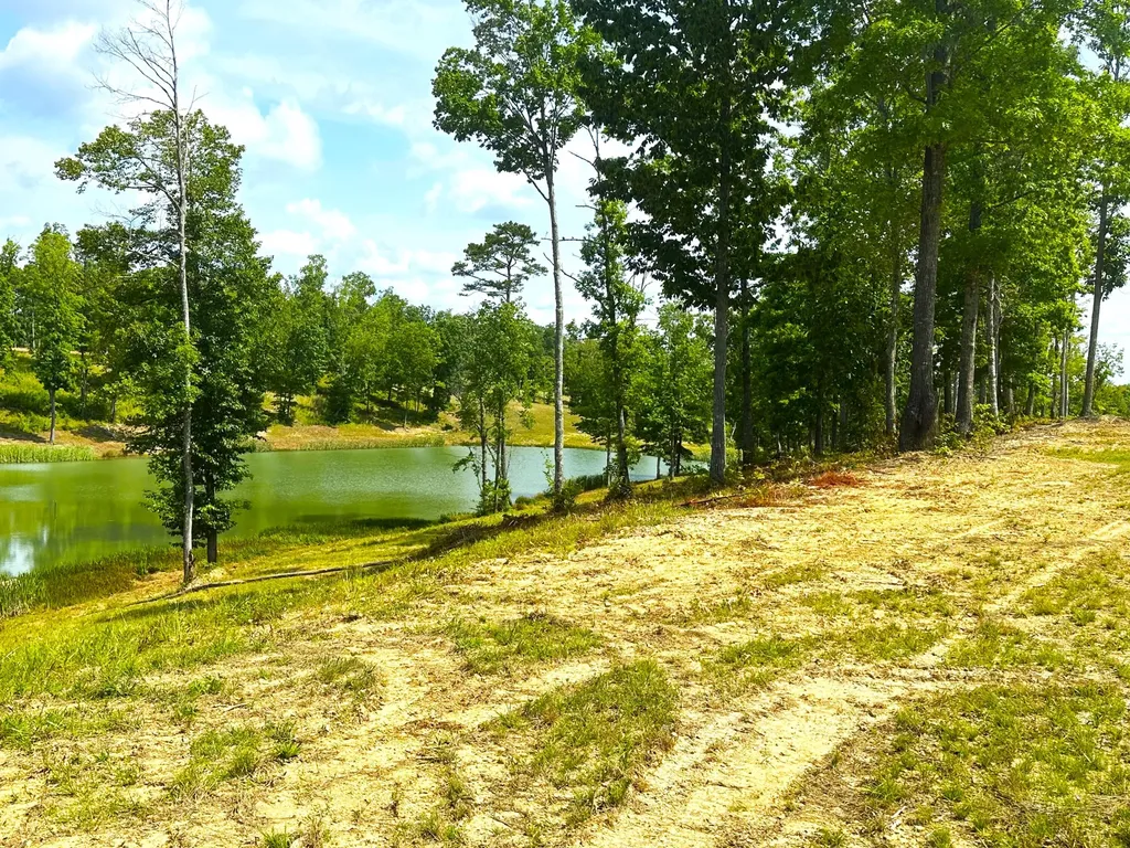 Lot 83 Lakewood Subdivision Corbin KY 40701
