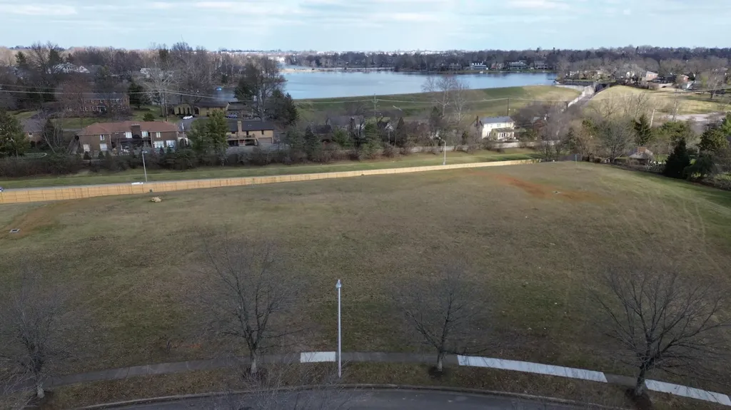 3561 Coltneck Lane Lexington KY 40502