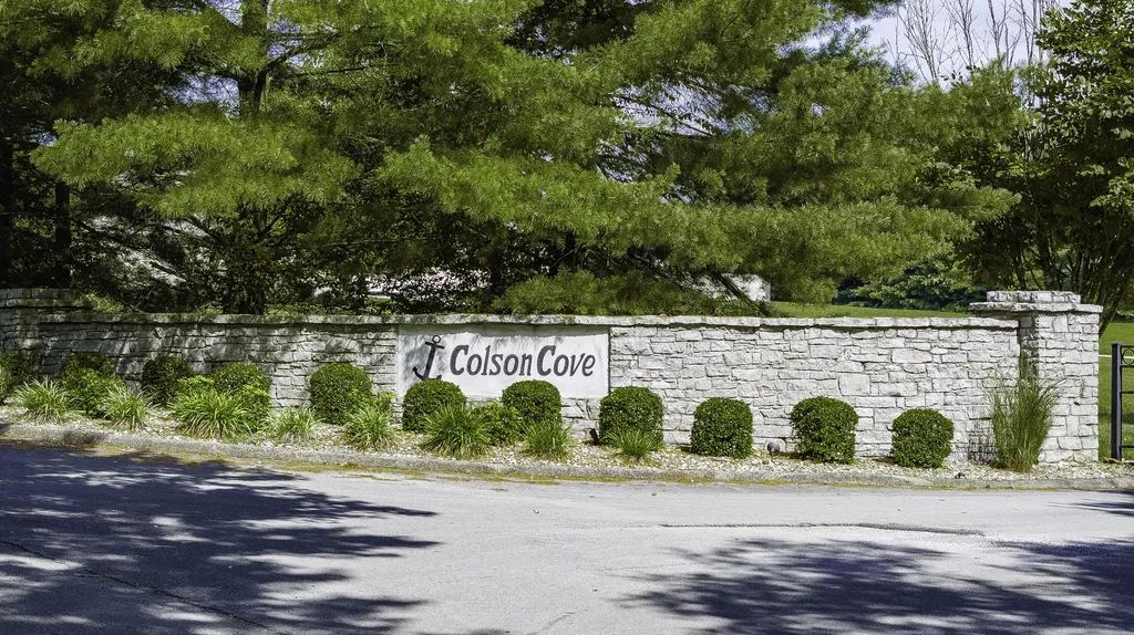 516 Colson Drive Bronston KY 42518