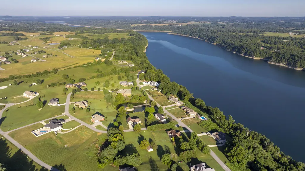 516 Colson Drive Bronston KY 42518