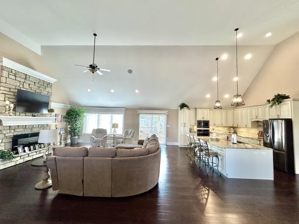 24 Shimmering Moon Drive Somerset KY 42503