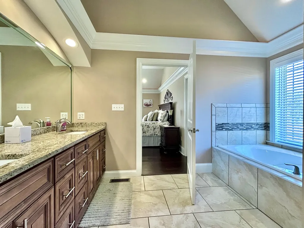 24 Shimmering Moon Drive Somerset KY 42503