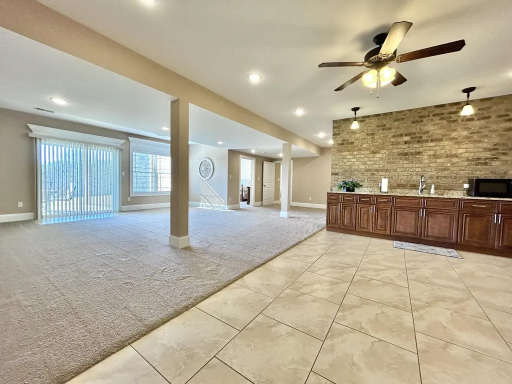 24 Shimmering Moon Drive Somerset KY 42503