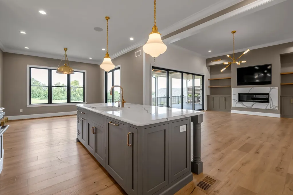 128 Doe Valley Nicholasville KY 40356