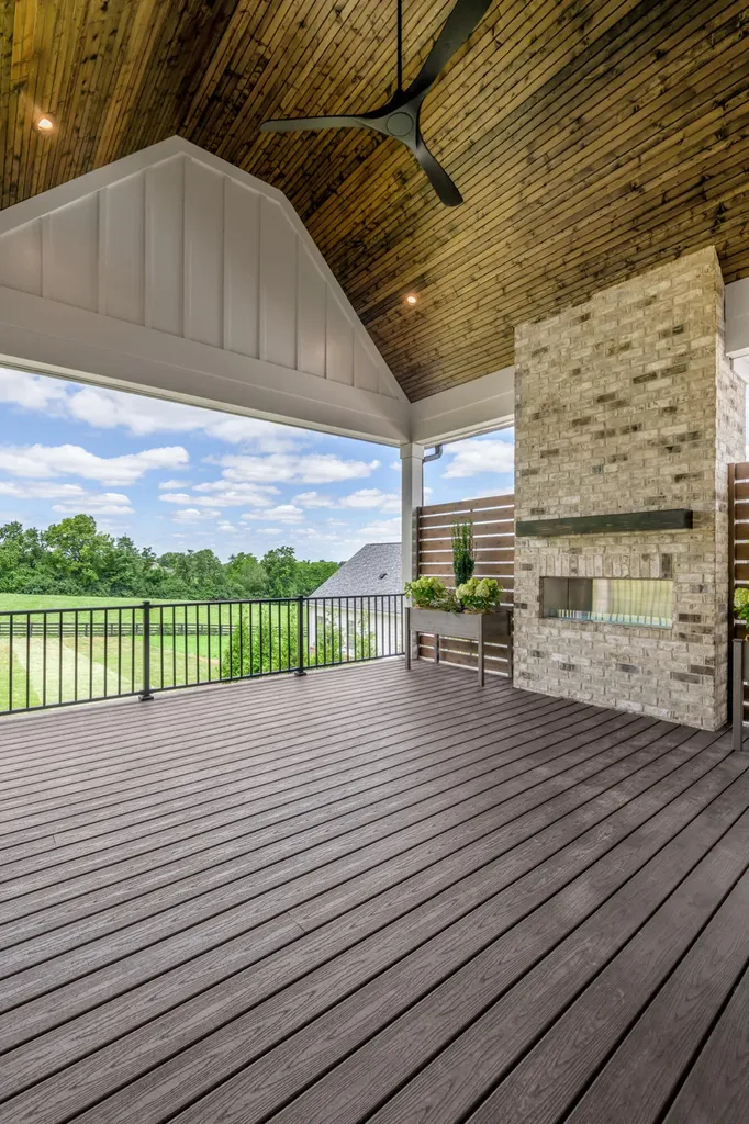128 Doe Valley Nicholasville KY 40356