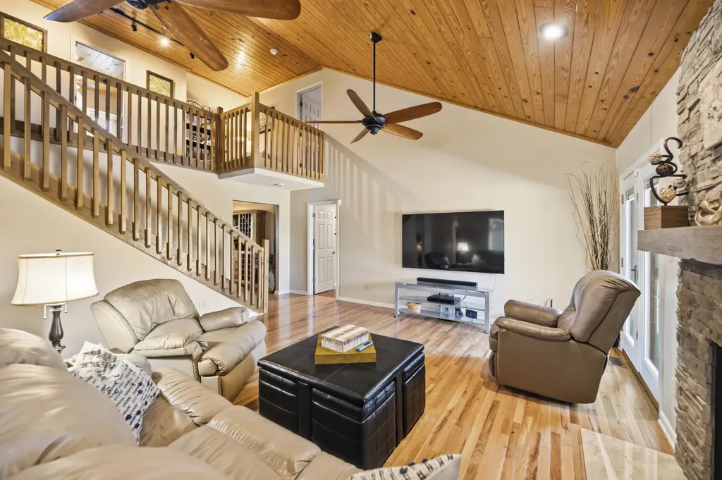 559 Moran Summit Road Richmond KY 40475
